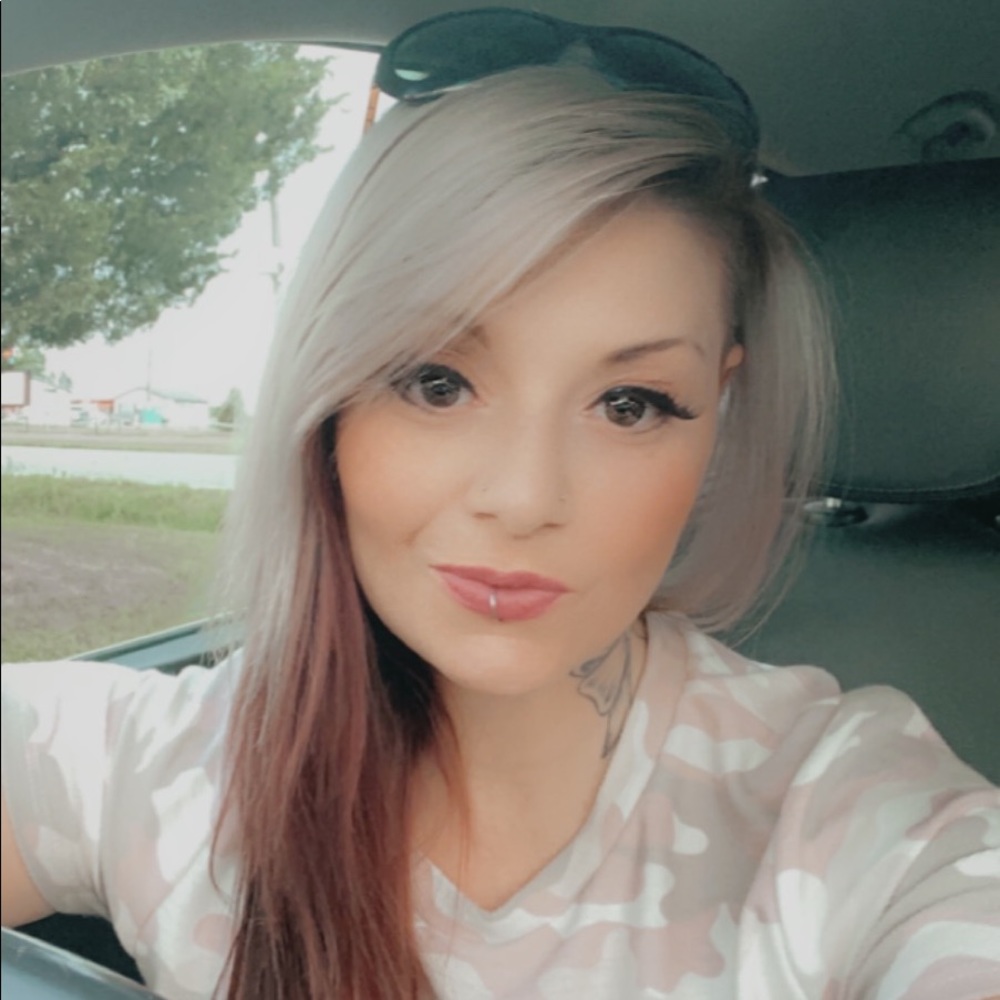Meet your Posher, Krystal